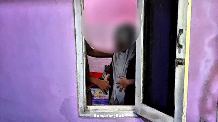 تقريبا اشتعلت من قبل الجيران! جبهة تحرير مورو الإسلامية الحجاب اللسان في نافذة