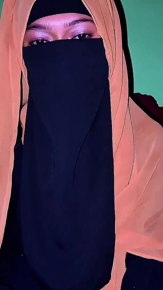 سيدي، من فضلك صدقني سأدفع لك كل أموالك