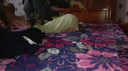 يمارس الجنس مع Bhabhi مع ديك الساخنة