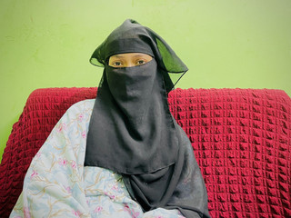 بهابهي أعتقد أنك تعرف ما أريد أن أقول؟